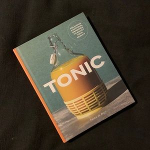 NWT Tonic - Tanita de Ruijt